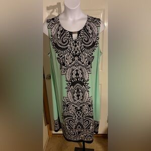 Elegant Black and Mint Green Sleeveless Dress